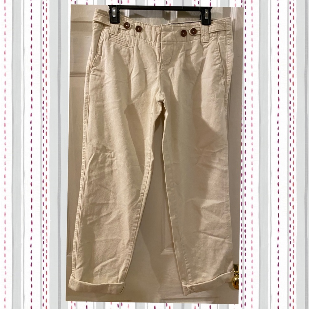 Gently used American Eagle cropped pant size 4